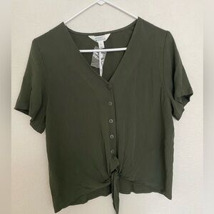 Market & Spruce Button Up Blouse